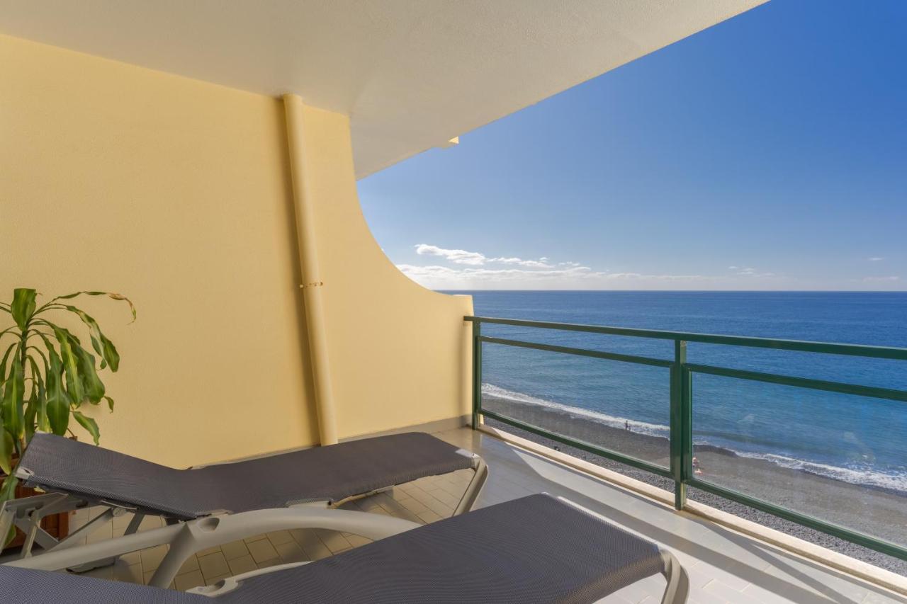 Honey Apartment On The Beach With Pool Funchal  Exteriör bild